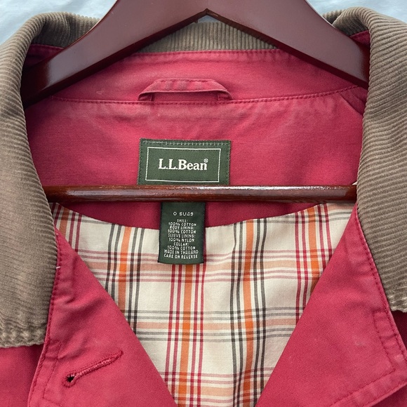 L.L. Bean Women's Barn Jacket with Corduroy Collar - Picture 8 of 8